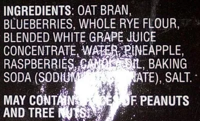 Lista de ingredientes del producto Blueberry Raspberry oat bran muffins Trader Joe's 19 OZ (1 LB 3 OZ) 539g