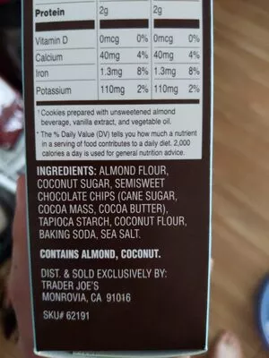 Lista de ingredientes del producto Almond flour chocolate chip cookie baking mix Trader Joe's 