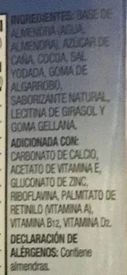 Lista de ingredientes del producto Alimento líquido con almendra sabor chocolate Silk 946 ml