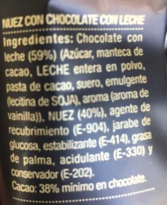 Lista de ingredientes del producto Nuez con chocolate con leche Hacendado 150 g