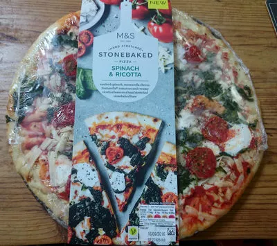 Spinach & Ricotta Stonebaked Hand Stretched Pizza Marks & Spencer 505 g, code 00161862