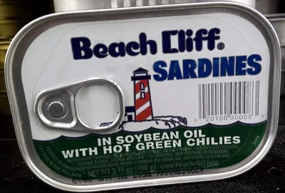 Sardines in soybean oil with hot green chilies Beach Cliff, Bumble Bee Foods 3.75 oz (106 g), code 0020100000083