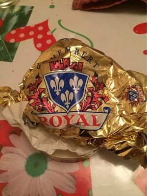 Camembert 50 % Royal, Ermitage 250g, code 3250552311612