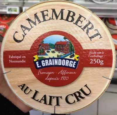 Camembert au lait cru (23% MG) E. Graindorge 250 g, code 3252950003793