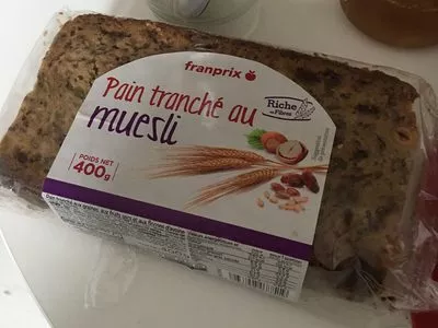 Pain tranché au muesli Franprix 400 g, code 3263858077519