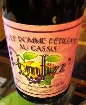 Jus de Pomme pétillant au cassis  , code 3323561110047