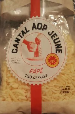 Cantal AOP Jeune Les Fromageries Occitanes , code 3701002401679