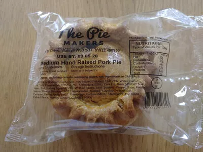 Medium Hand Raised Pork Pie The Pie Makers , code 5016944018617