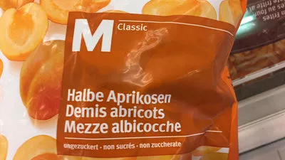 Demis abricots non sucrés M-Classic 750g, code 7610200068989