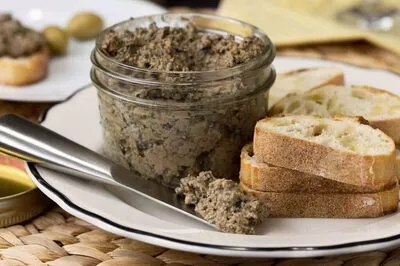 Pâté vaudois  200 g, code 7613269582168